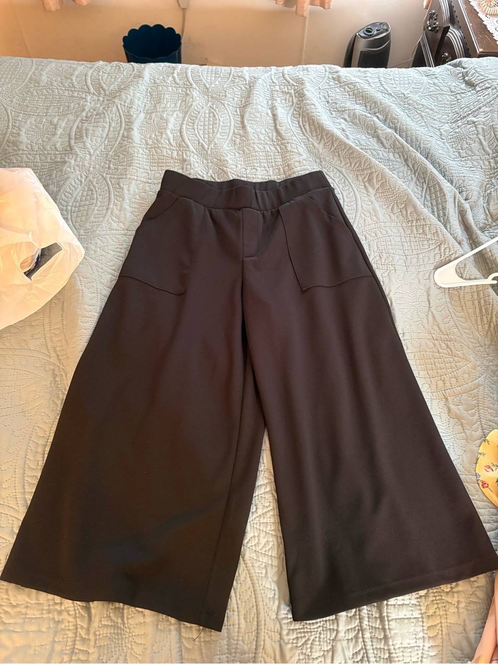 Nina Leonard Wide Leg Black Culotte Pants
